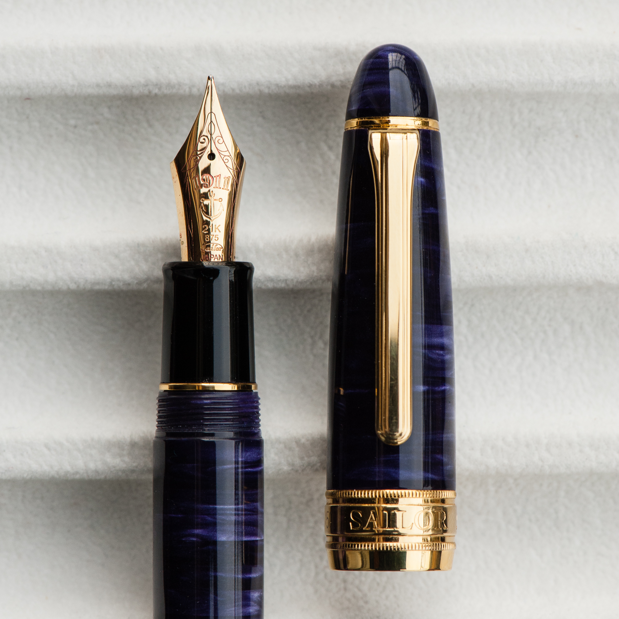 Review: Classic Pens LB5 (Tairiku In Amethyst Mauve, Broad Nib) – Hand ...