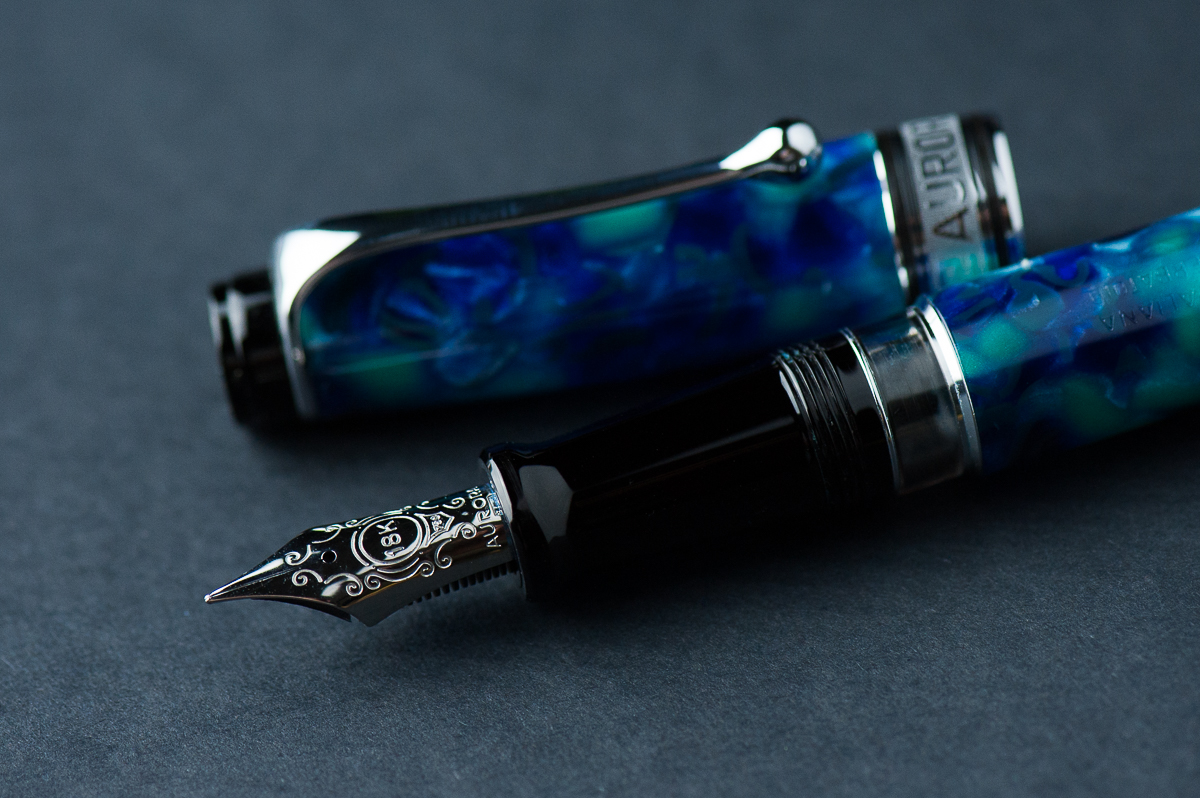 Review: Aurora Optima (365 Azzurra, Fine Nib) – Hand Over That Pen